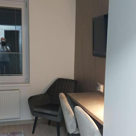 Privat Julia Hotel Vrbov Exterior foto