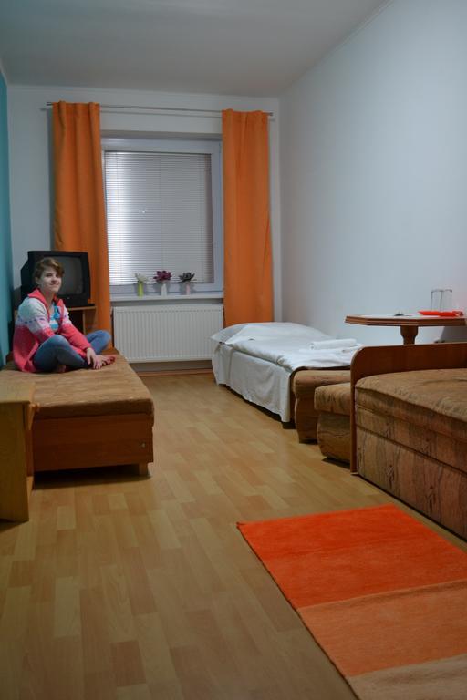 Privat Julia Hotel Vrbov Cameră foto