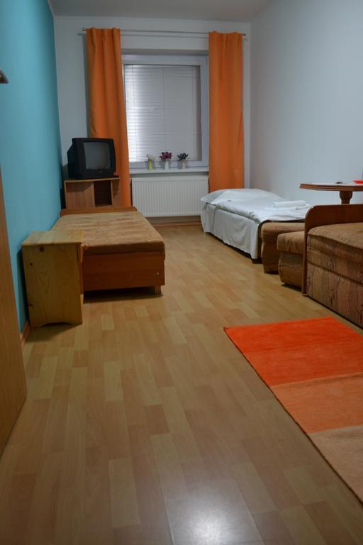 Privat Julia Hotel Vrbov Cameră foto