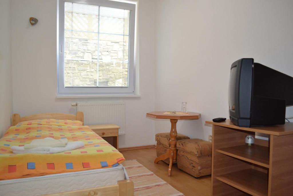 Privat Julia Hotel Vrbov Cameră foto